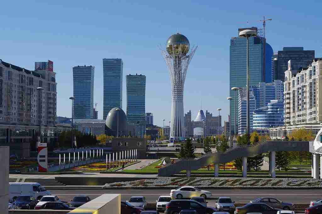 Усиление карантина в Казахстане: какие города пострадают больше всего