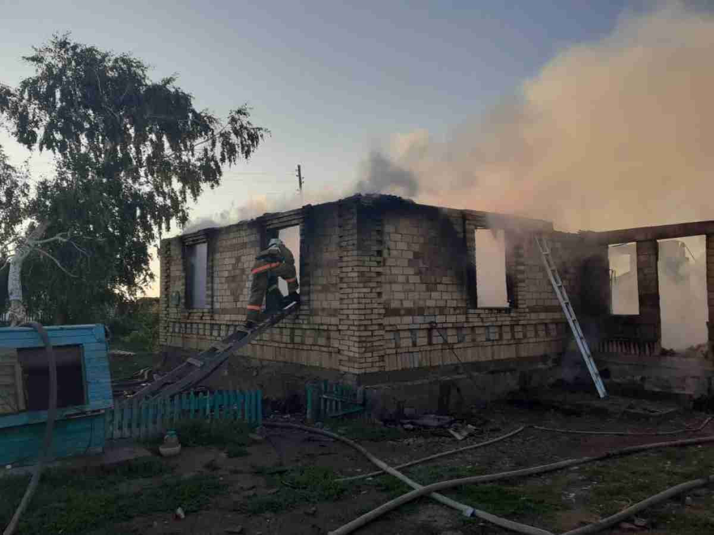 Пожар в Акмолинской области забрал жизни трех детей