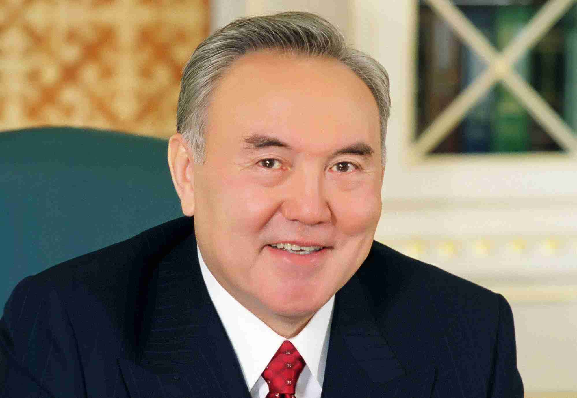 Нурсултан Назарбаев выпустил обращение к народу Казахстана