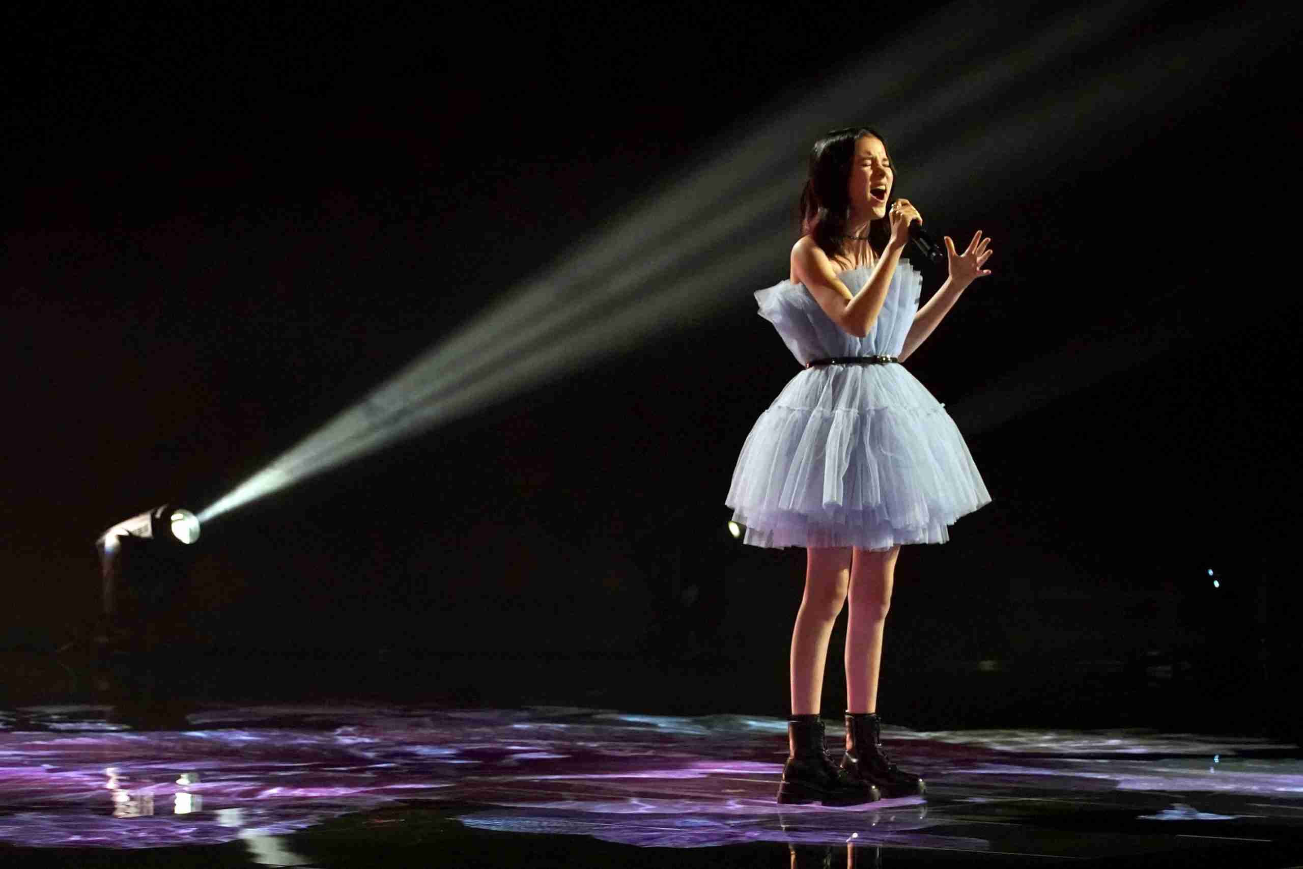 Данэлия Тулешова спела в третьем туре America’s Got Talent