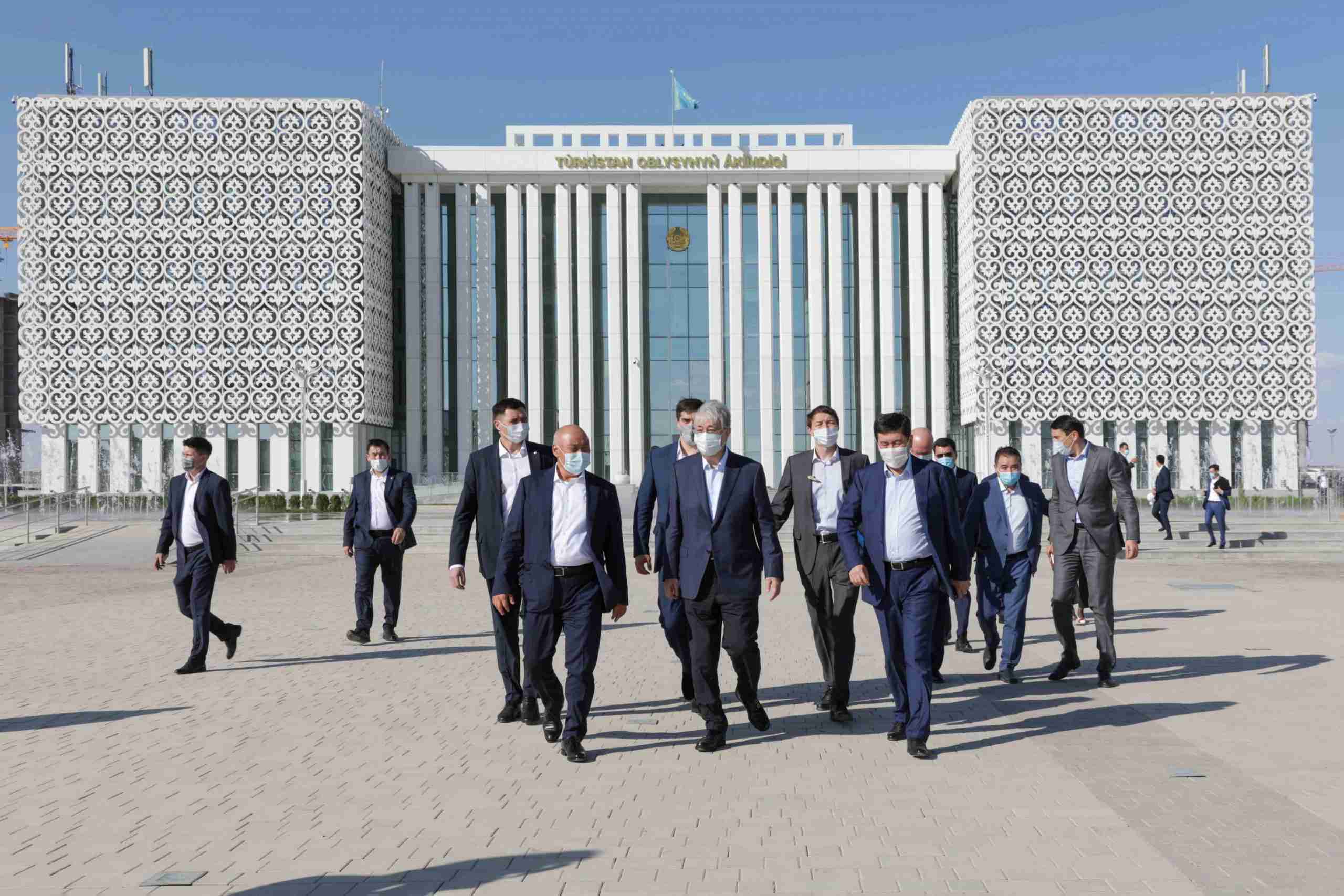 Токаев посетил Туркестан с официальным визитом